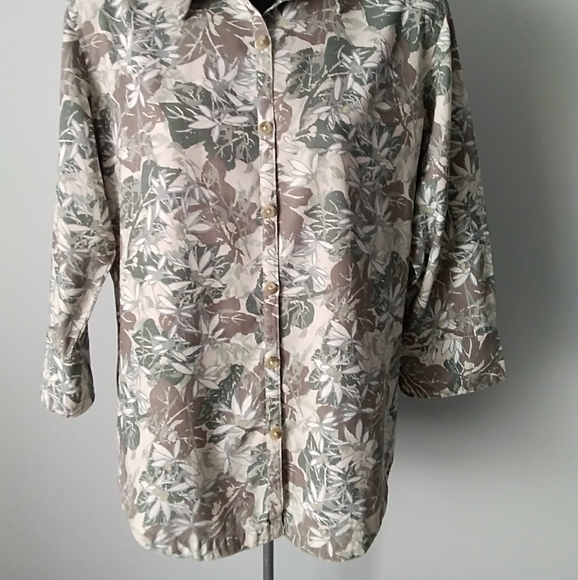 COLUMBIA SPORTSWEAR Button-down - Picture 11 of 12